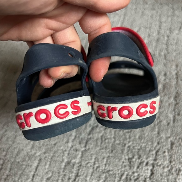 Crocs toddler sandals size 11C of 11 toddler - Picture 6 of 8